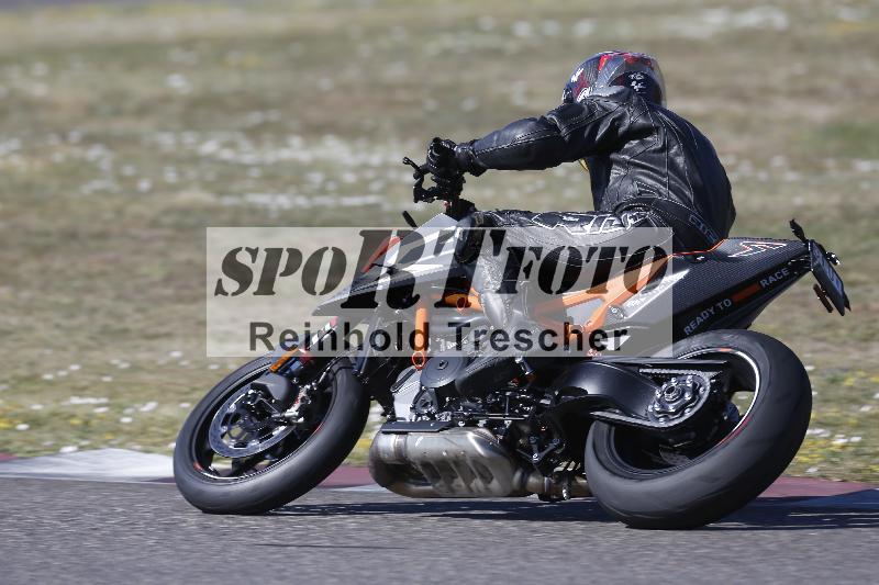 /35 07.08.2026  Discover the Bike ADR/Race 3 rot/72
